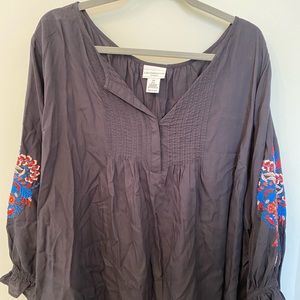 Liz Claiborne Embroidered Sleeve Popover Blouse
